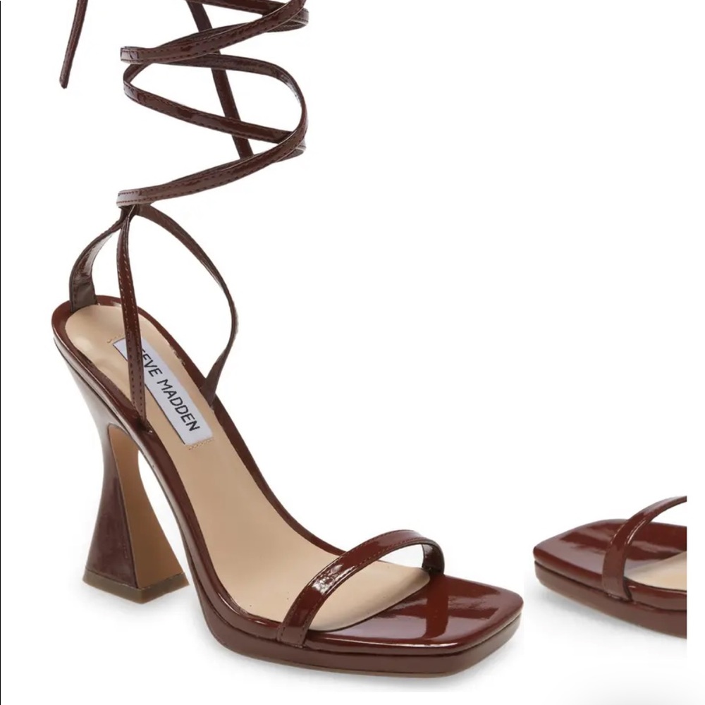 Steve Madden Lafayette sandals brown patent